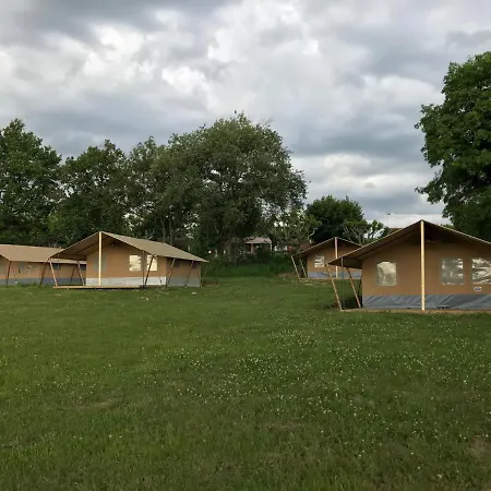 Budget Glamping Safaritent - La Grappe 럭셔리텐트
