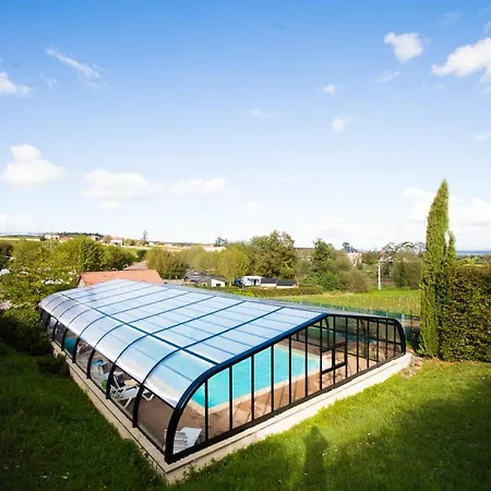 Budget Glamping Safaritent - La Grappe Luxury tent Fleurie