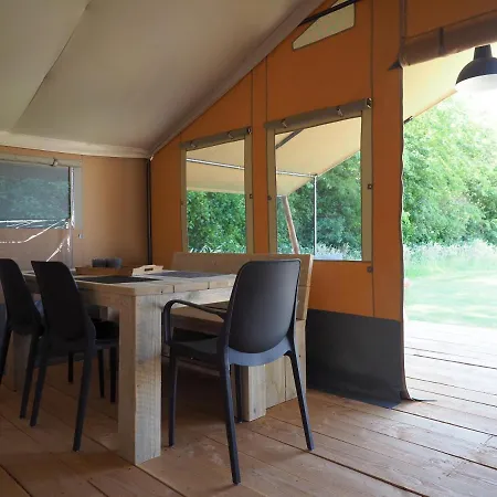 Luxury tent Budget Glamping Safaritent - La Grappe Fleurie